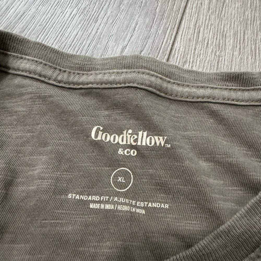 Goodfellow Muted Green Tee Shirt Top