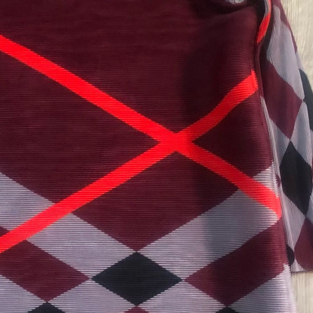 JC Penny Plaid Burgundy Mid Sleeve Blouse