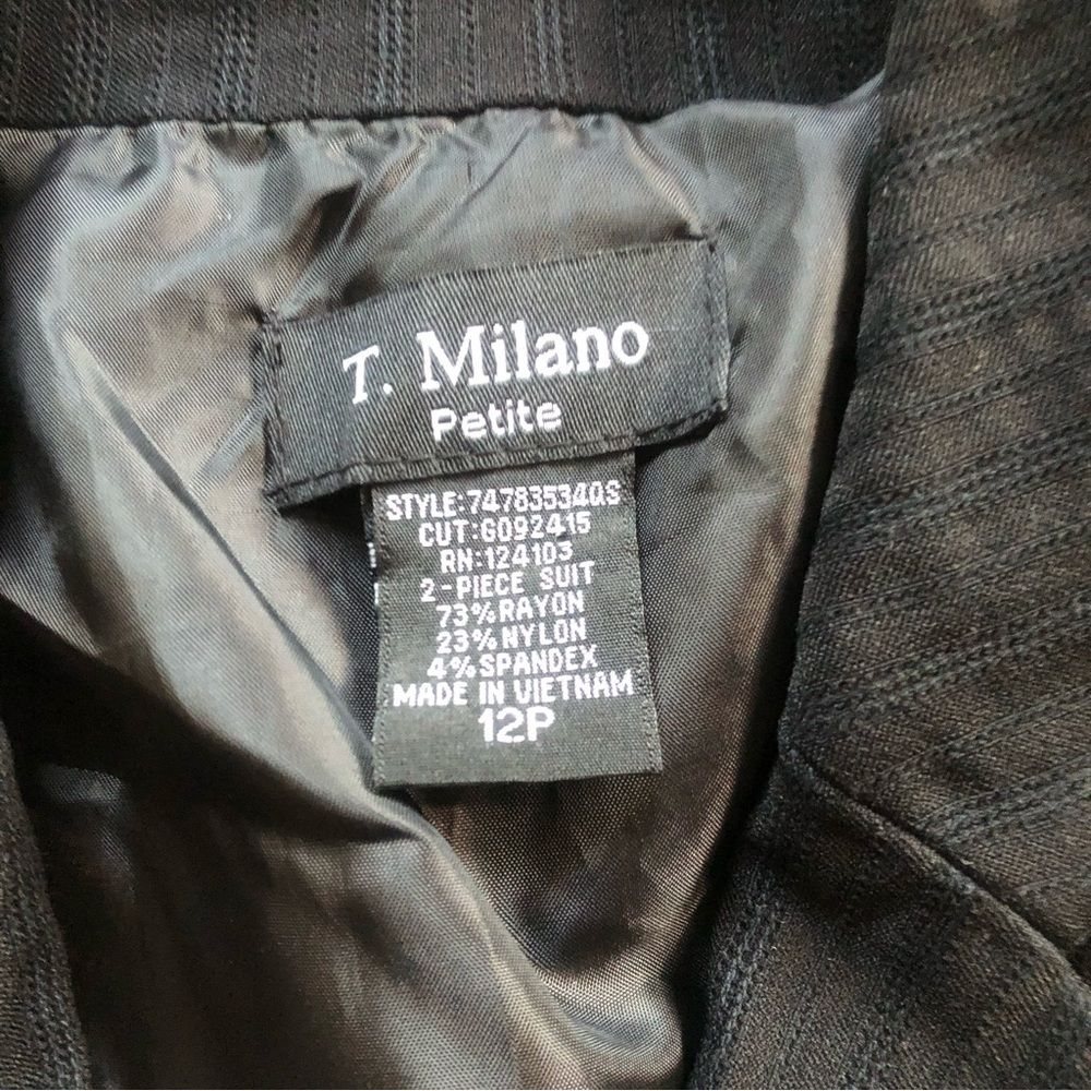 T. Milano Black 2000’s Buttoned Blazer Coat