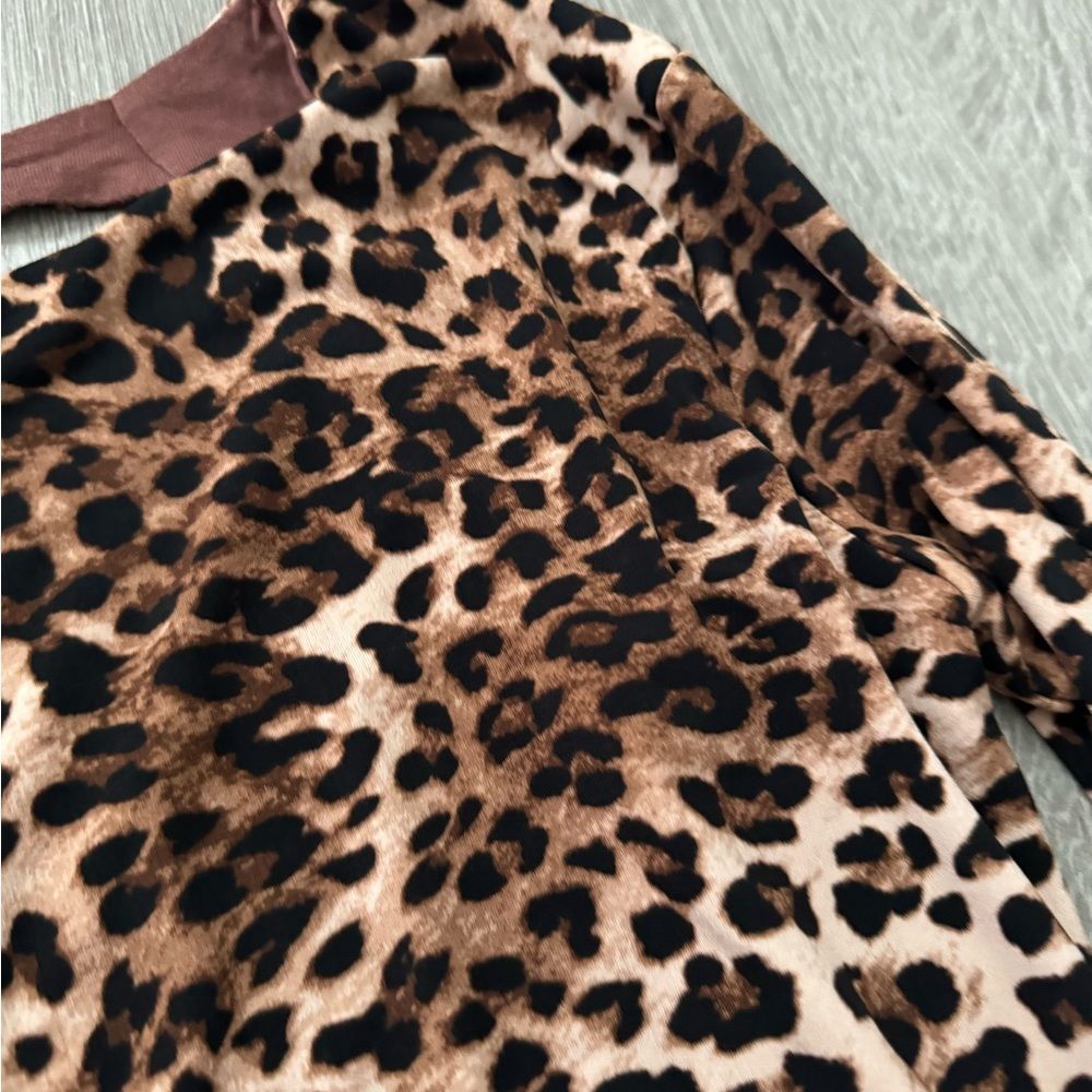 Olivaceous Cheetah Print Patterned Fropped Long Sleeve Blouse Top