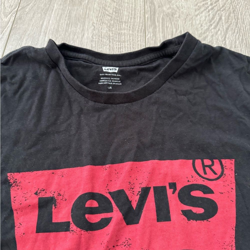 Levis Short Sleeve Black Graphic Logo Tee Shirt