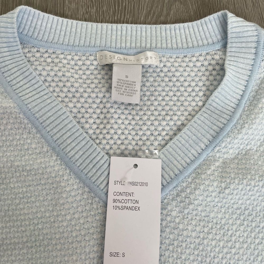 Design History NWT Light Blue Puff Sleeve Sweater