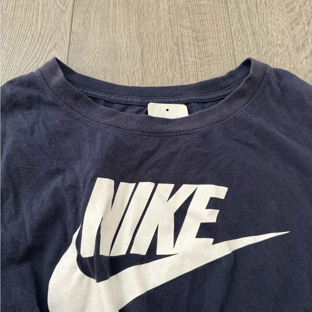 Nike Navy Blue Short Sleeve Tee Shirt