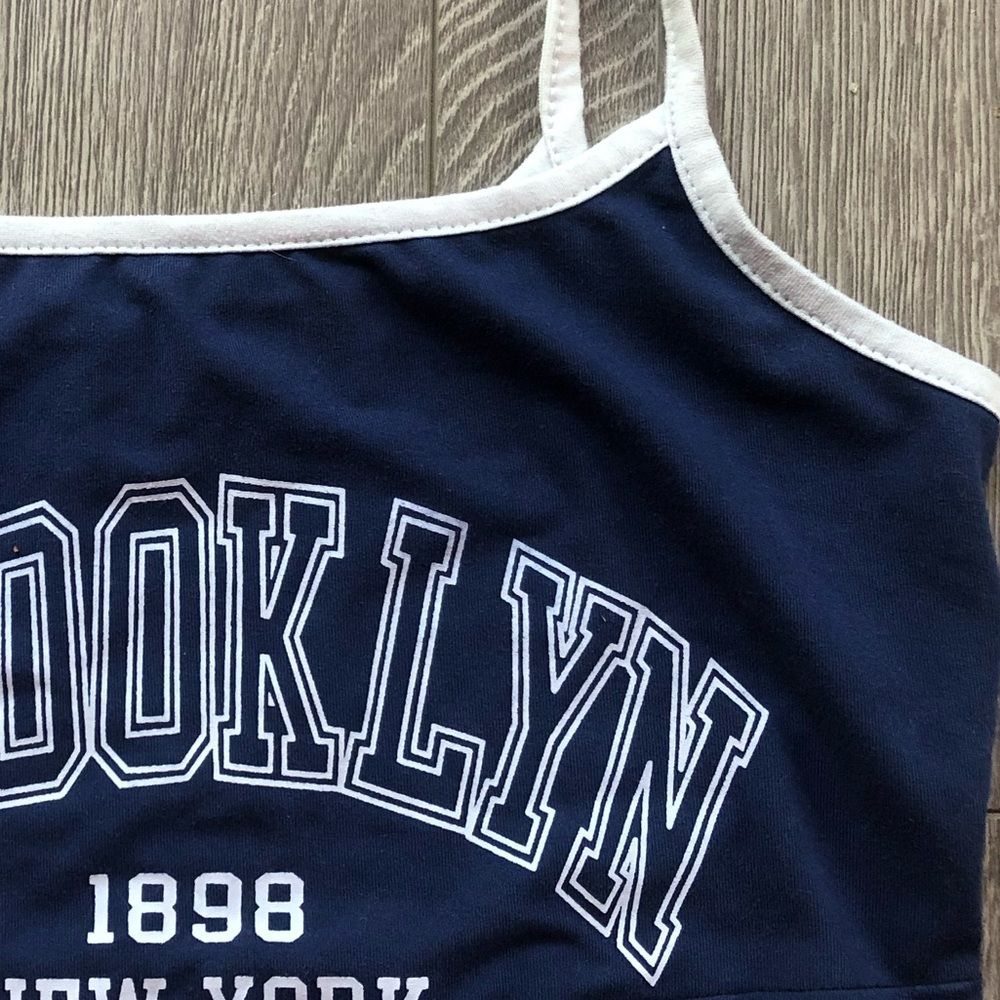 H&M Brooklyn New York Cropped Navy Blue Tank Top