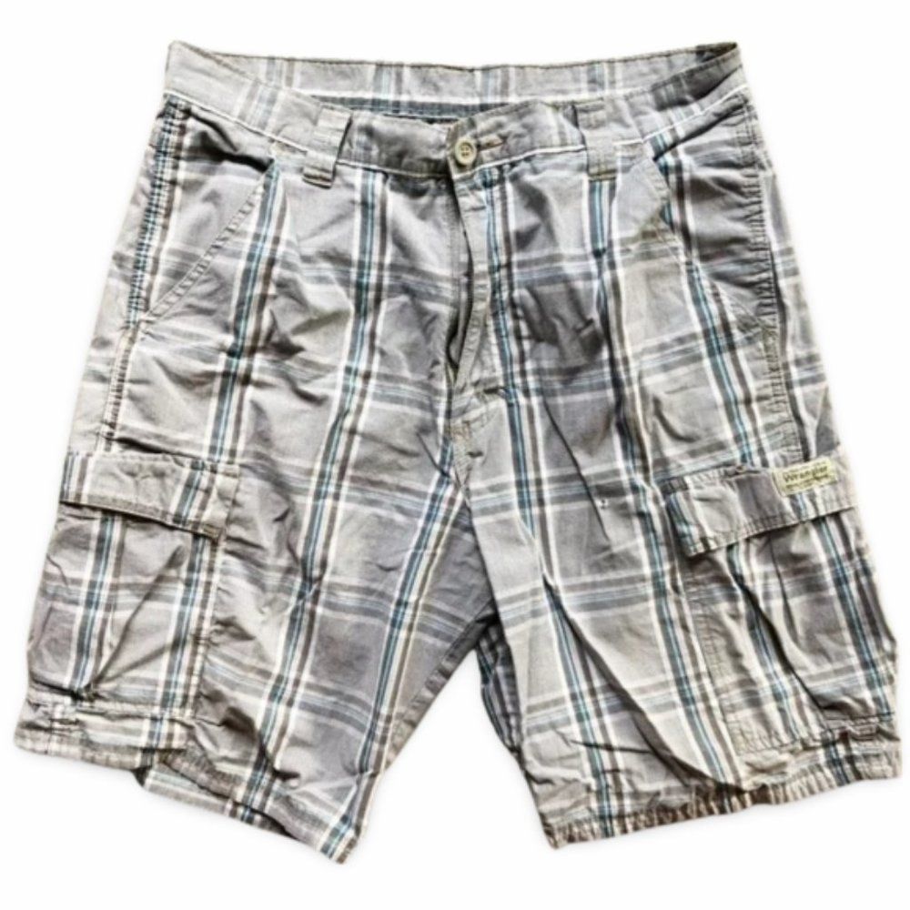 Wrangler Plaid Men’s Cargo Shorts