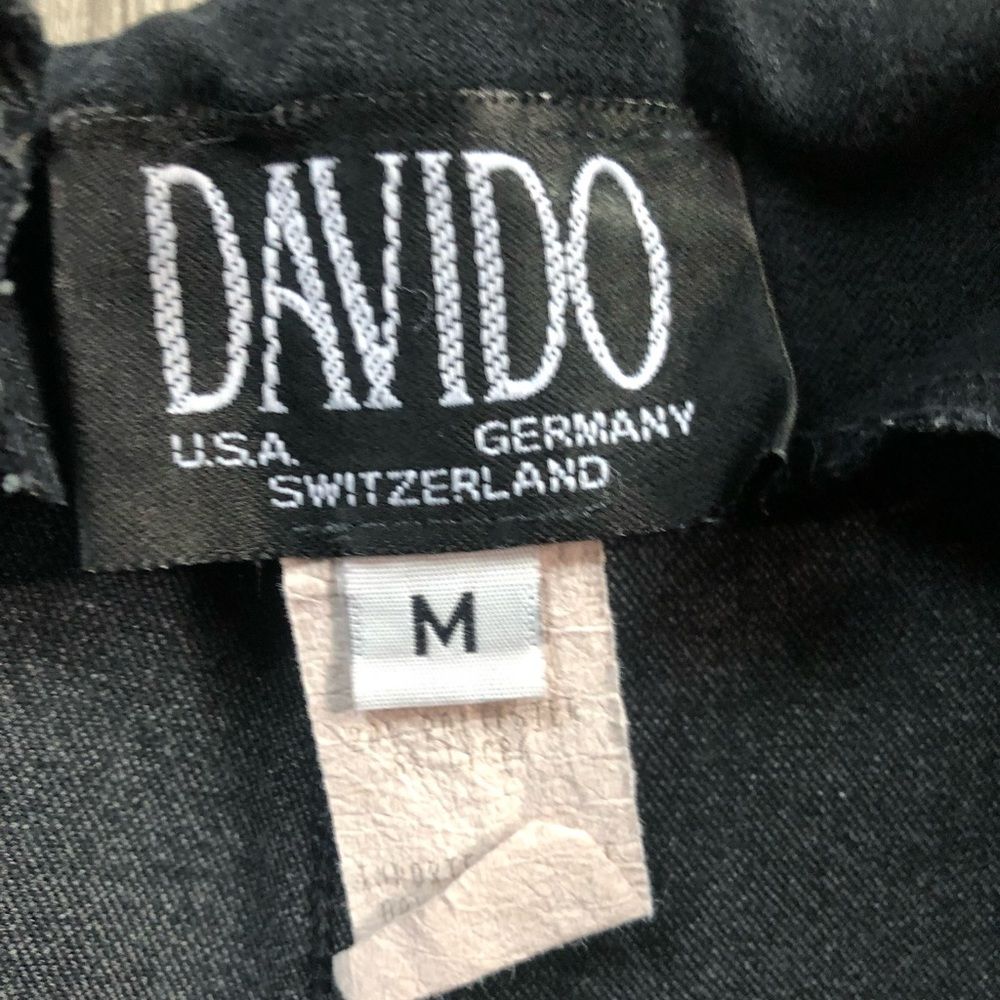 Davido Vintage Black Cropped Casual Pants