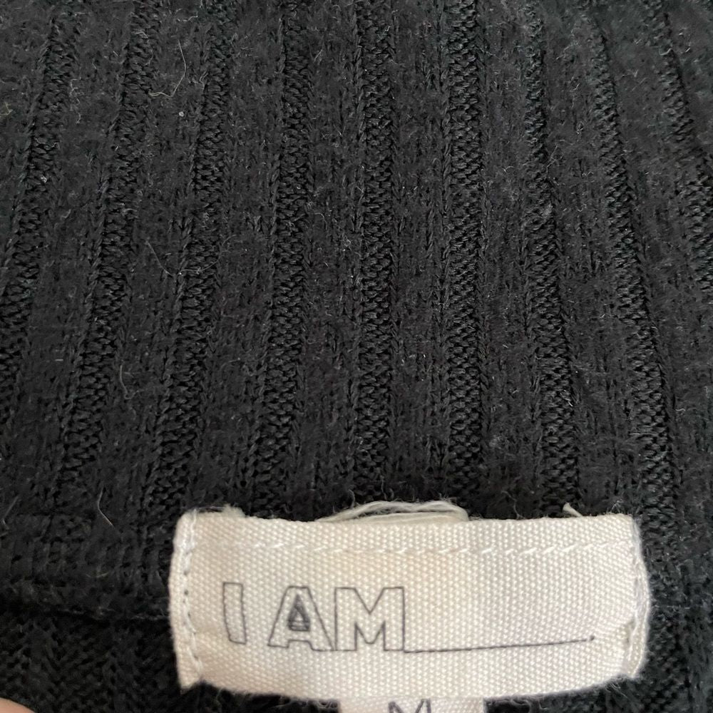 I Am Black Soft Knitted Buttoned Cardigan Sweater