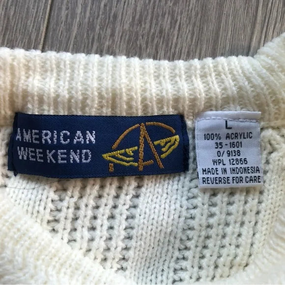 American Weekend Vintage White Knitted Slouch Sweater