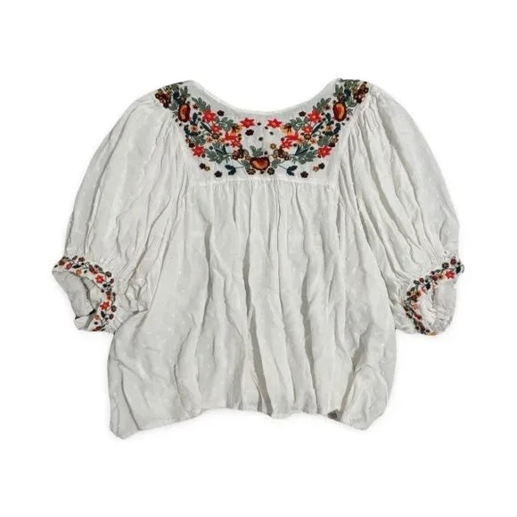 Solitaire Floral Embroidered White Blouse Top