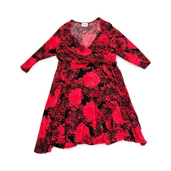 Leota Red Flower Grungy Patterned Mid Sleeve Dress