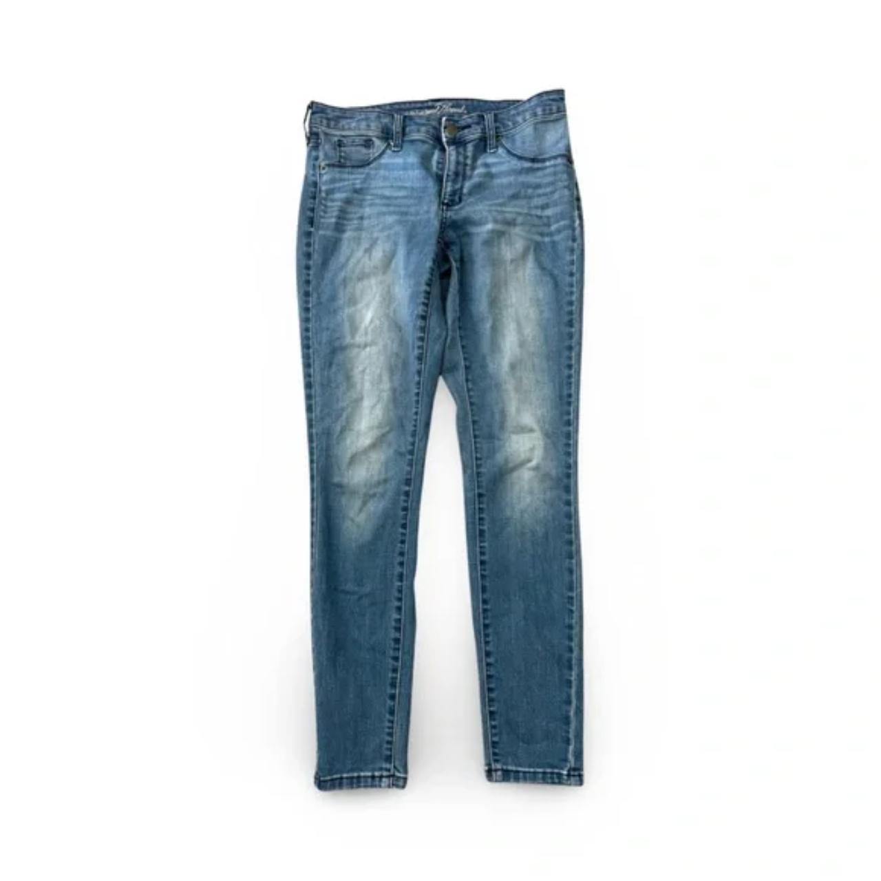 Universal Thread Skinny Light Wash Denim Jeans